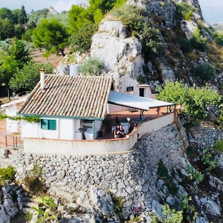 קלטניסטה B&B Tenuta La Puntara מראה חיצוני תמונה